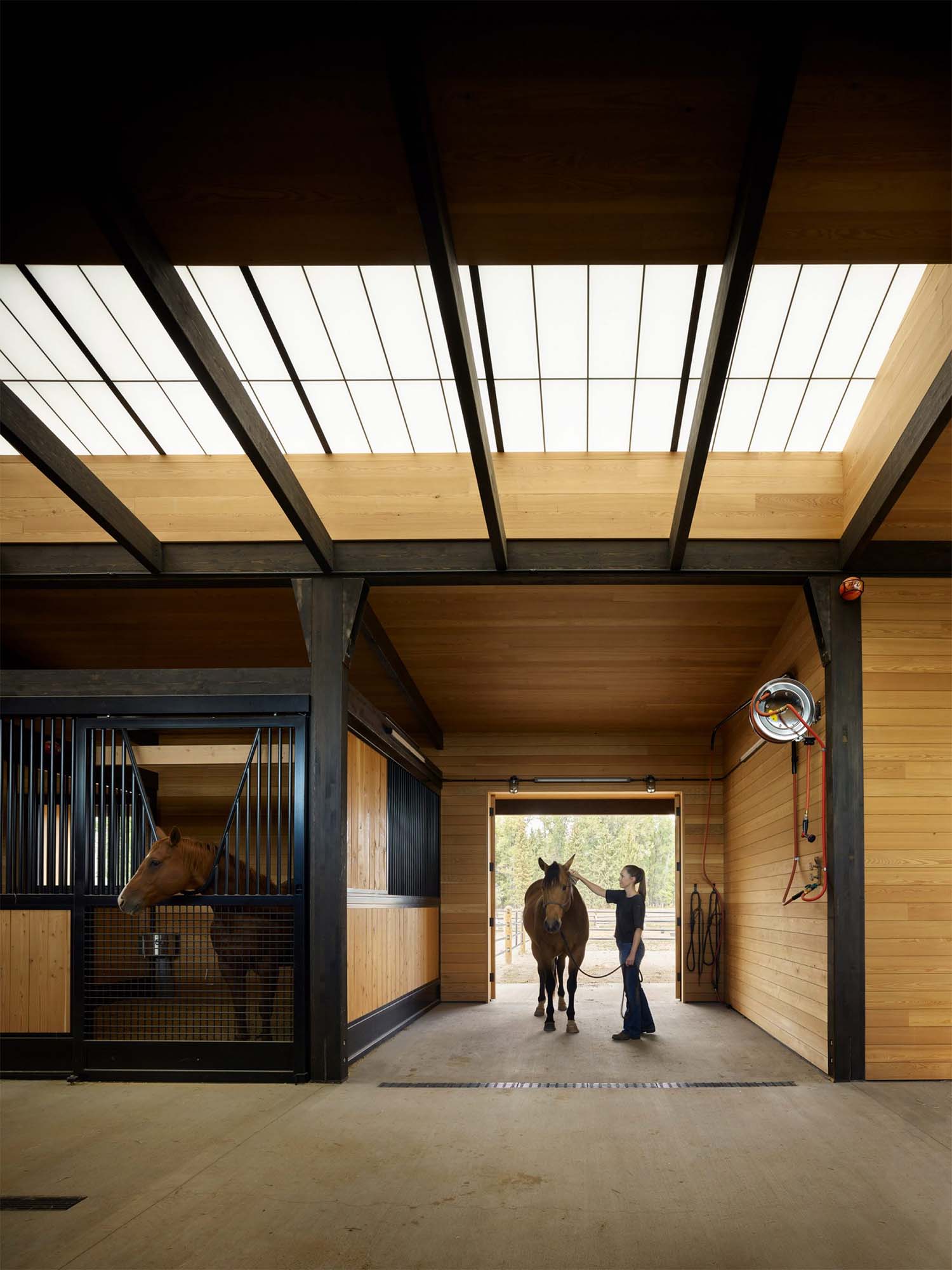 ranch-house-barn-interior