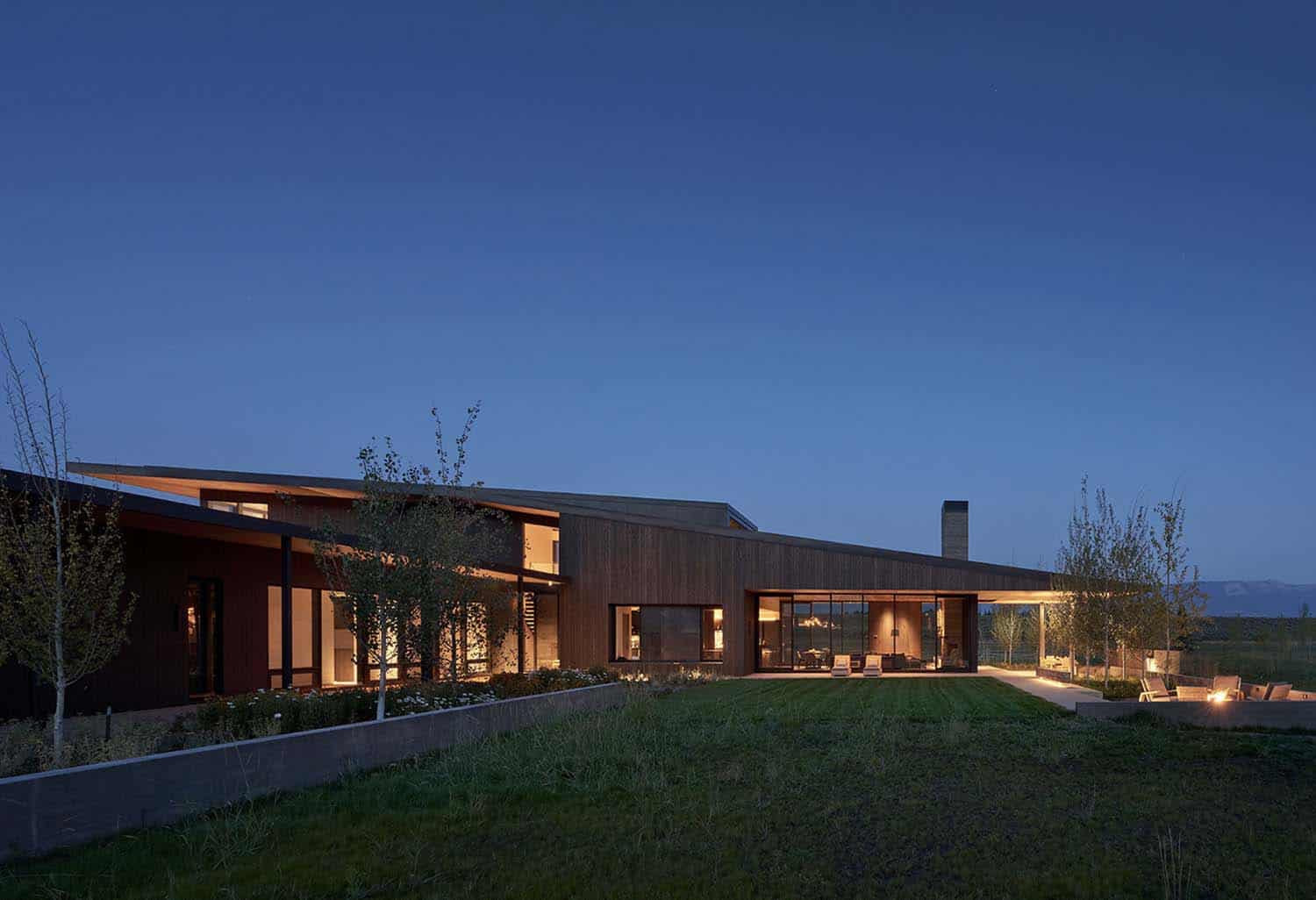 ranch-house-exterior-at-dusk