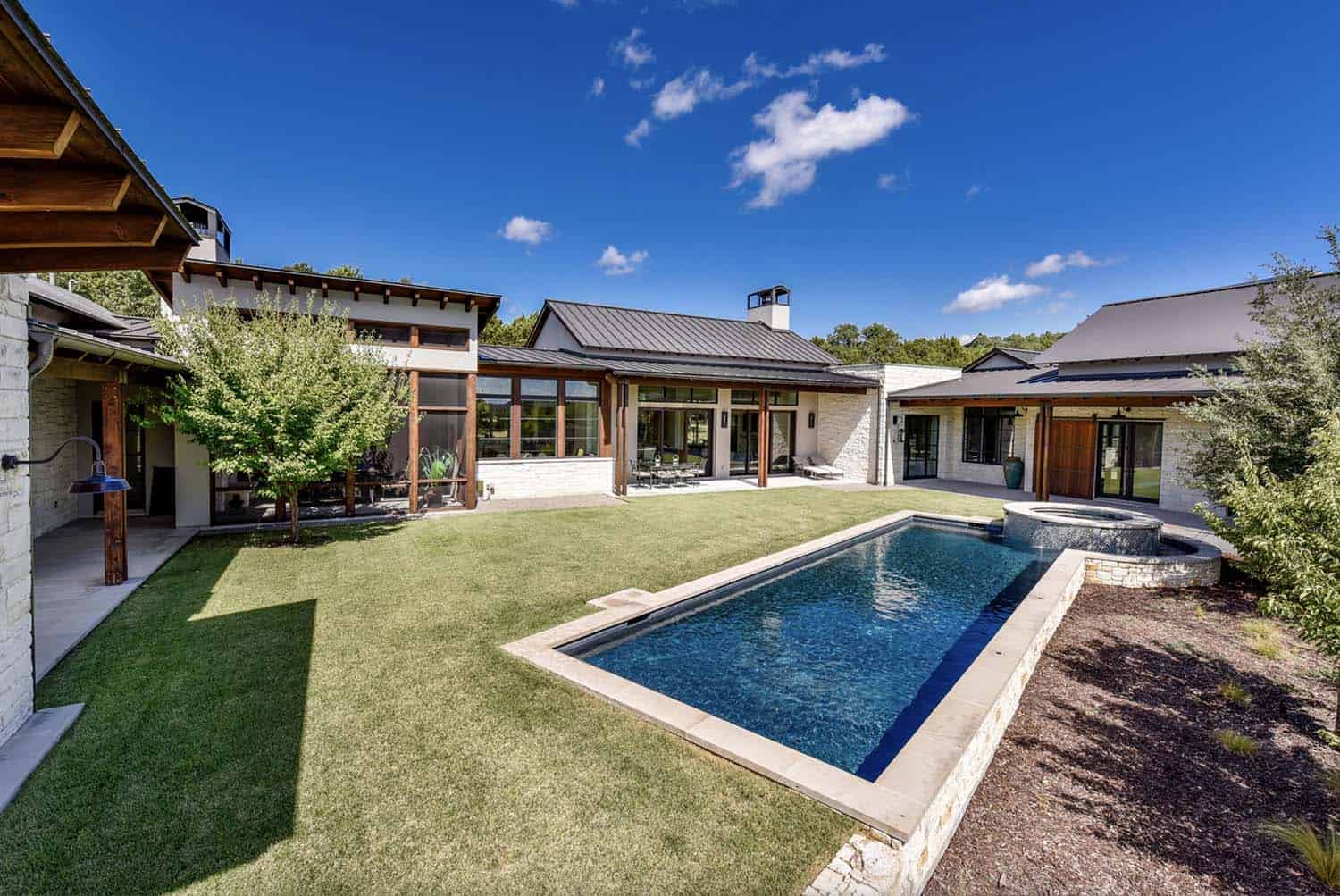 transitional-home-exterior