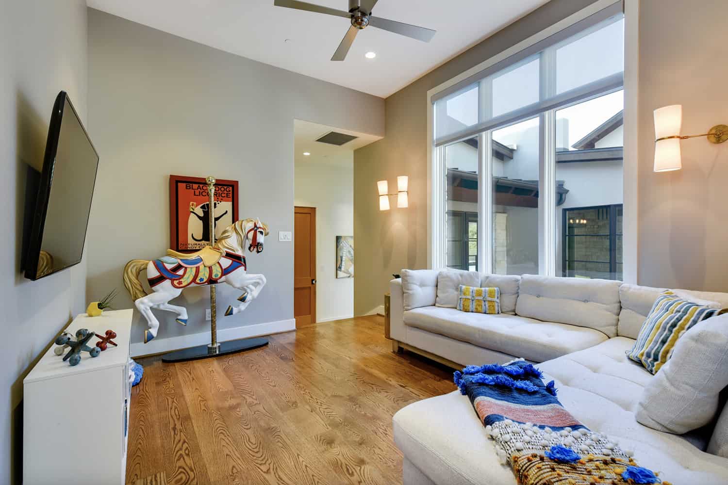 transitional-family-room