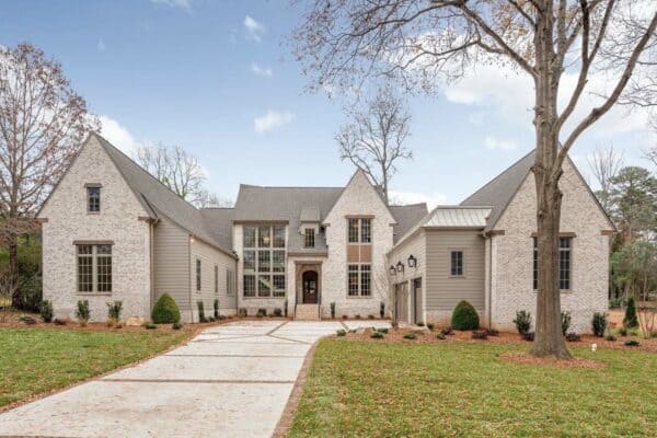 featured posts image for House Tour: A striking home in North Carolina with elegant interiors