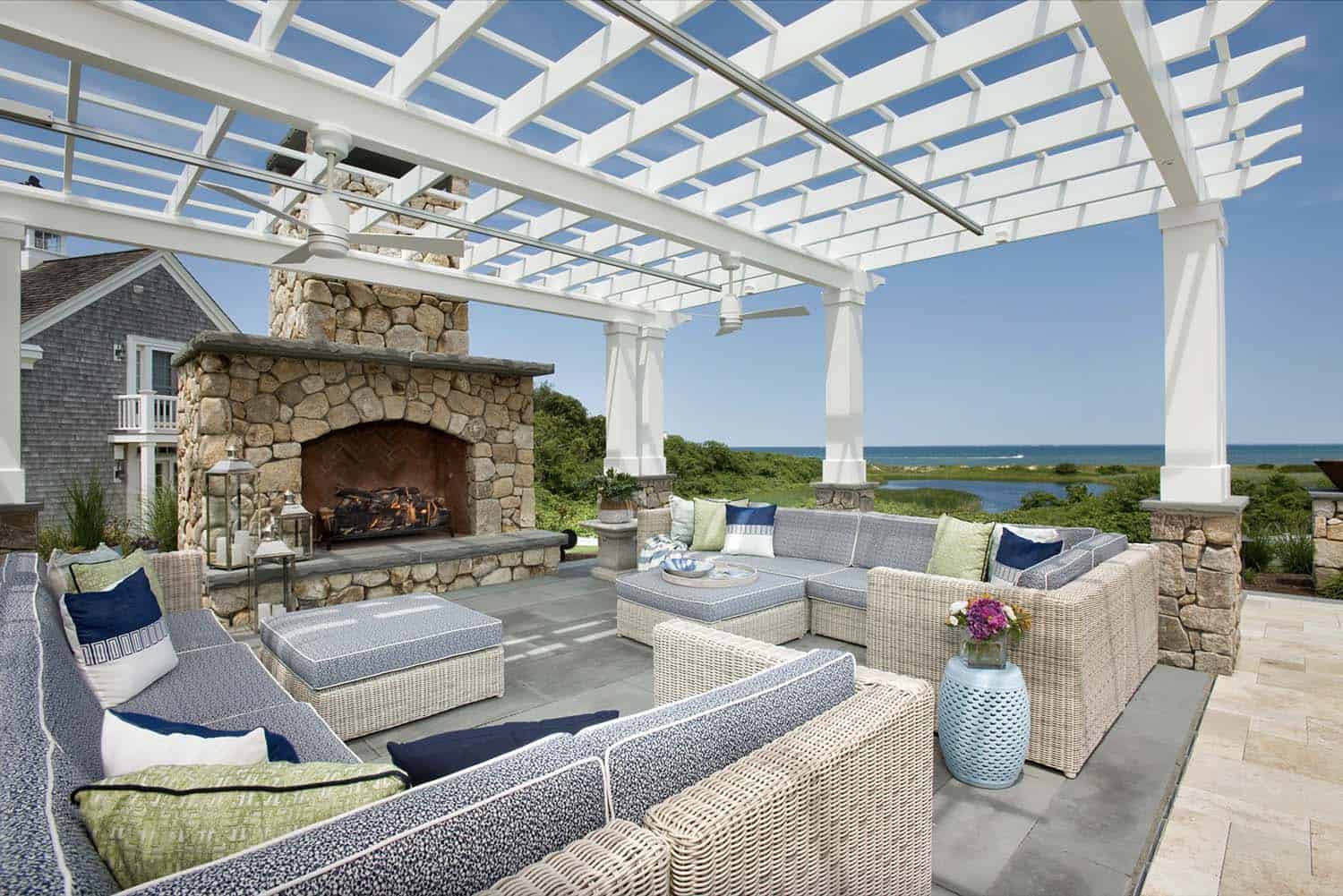 beach-style-patio-with-a-pergola