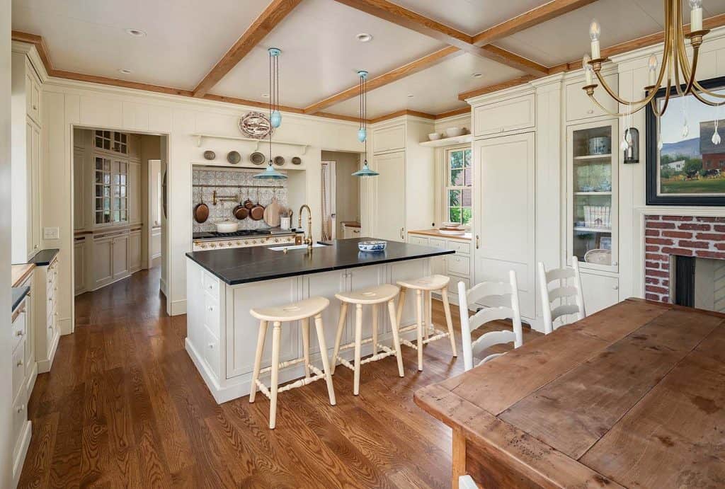 Dream House Tour: See this charming Dutch colonial in Salt Lake City
