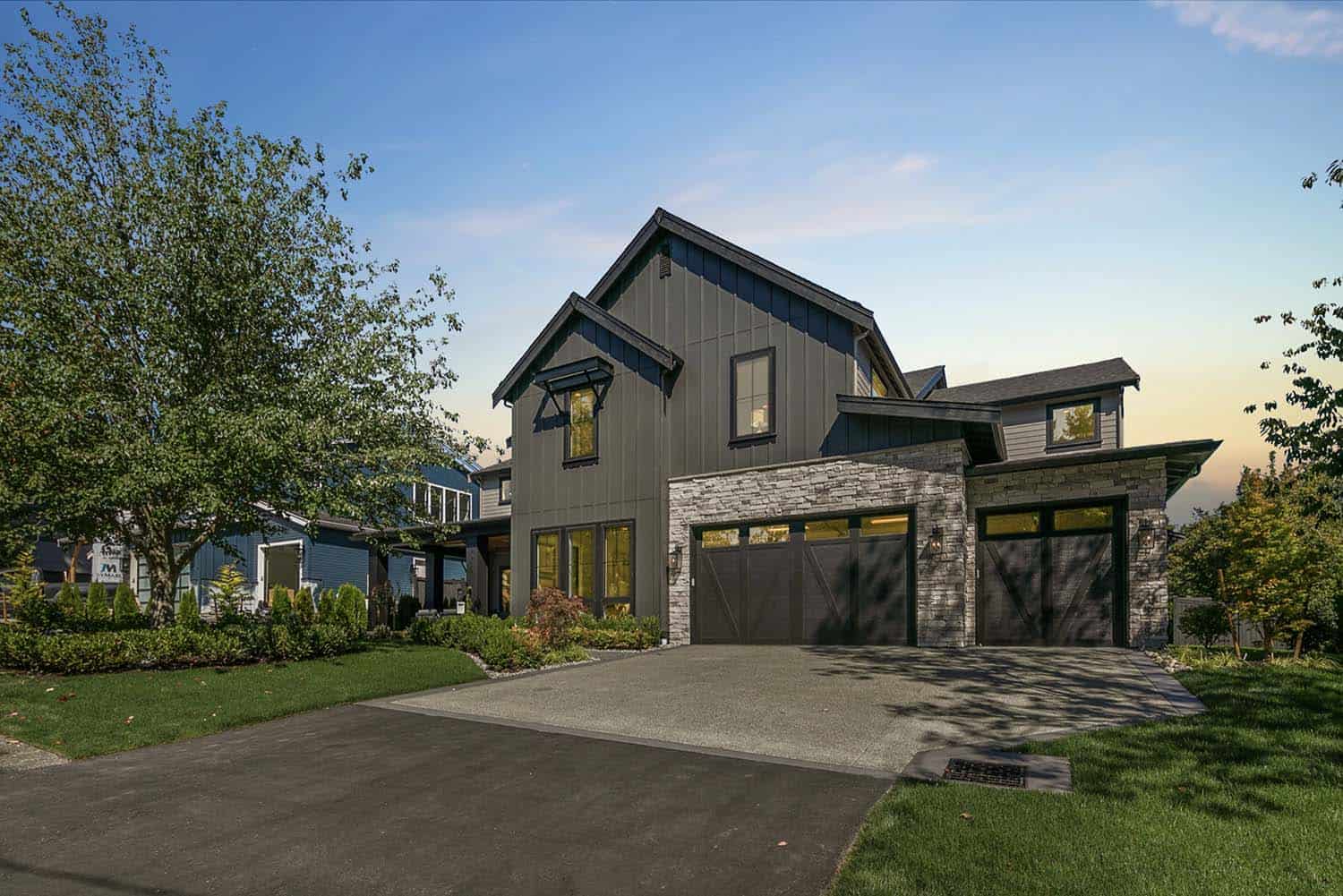modern-farmhouse-exterior