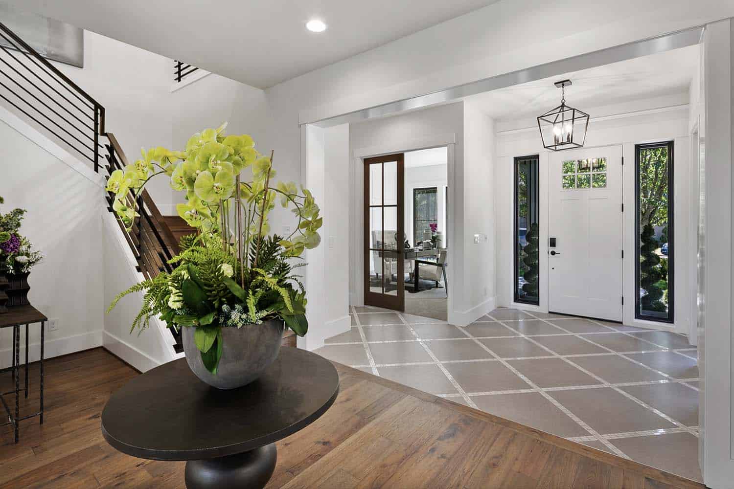 modern-farmhouse-entry