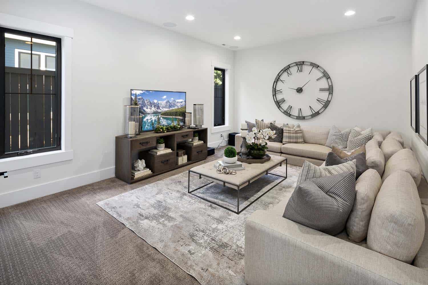 modern-farmhouse-media-room