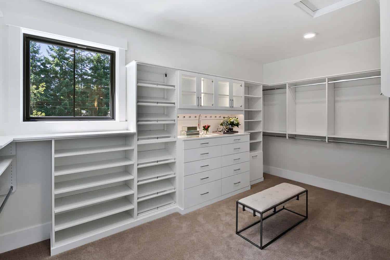 modern-farmhouse-walk-in-closet