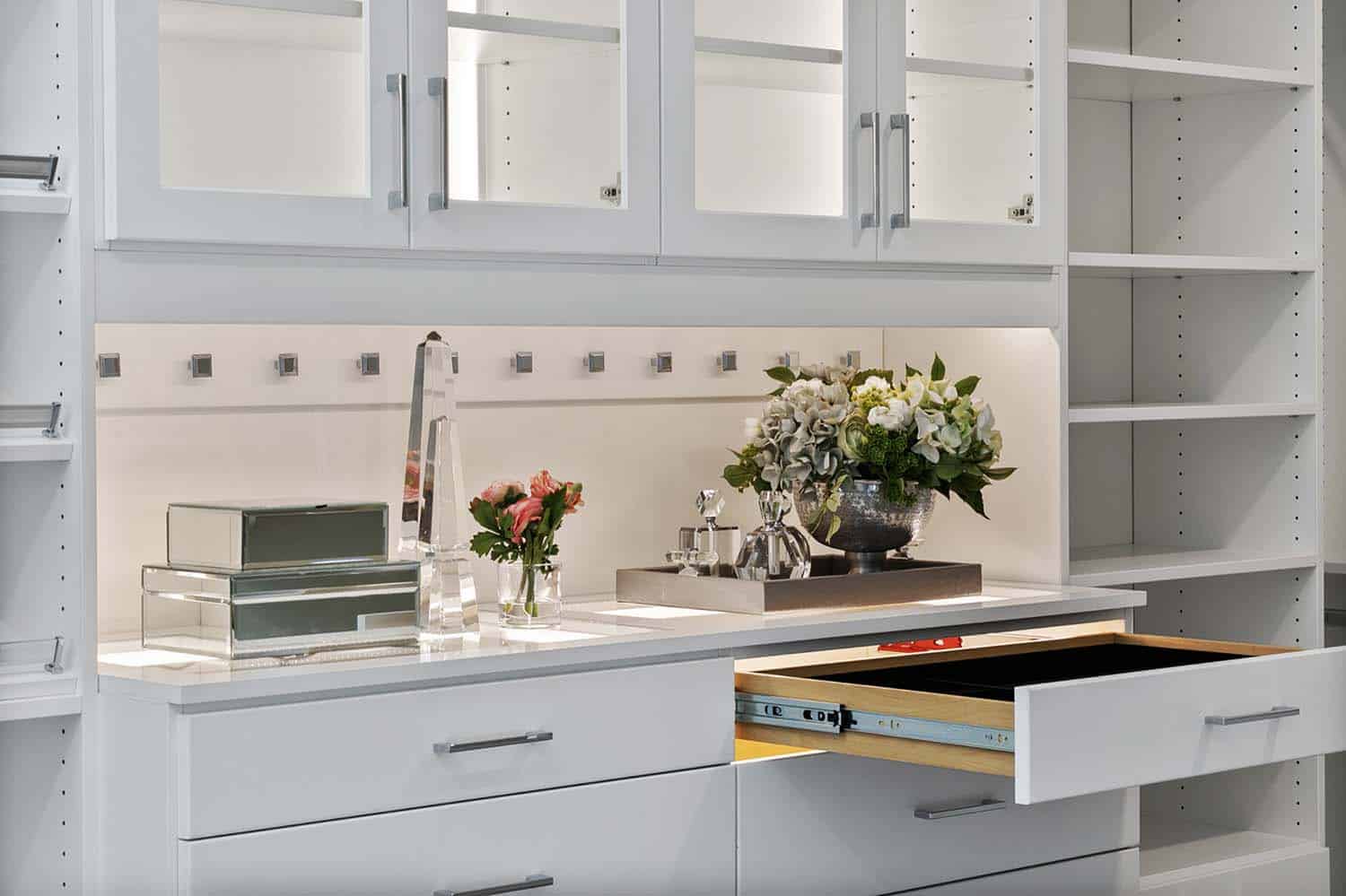 modern-farmhouse-closet-cabinet-detail