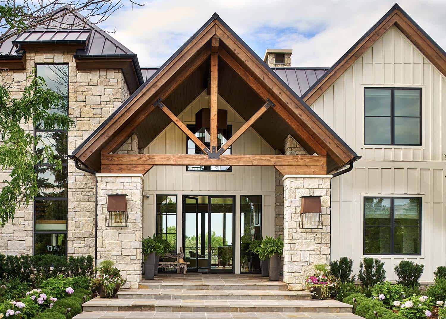 modern-farmhouse-exterior