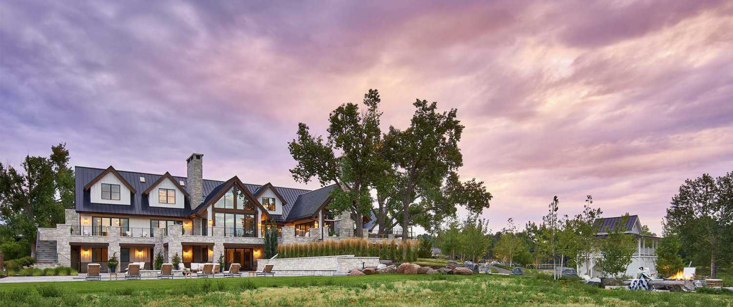 modern-farmhouse-exterior
