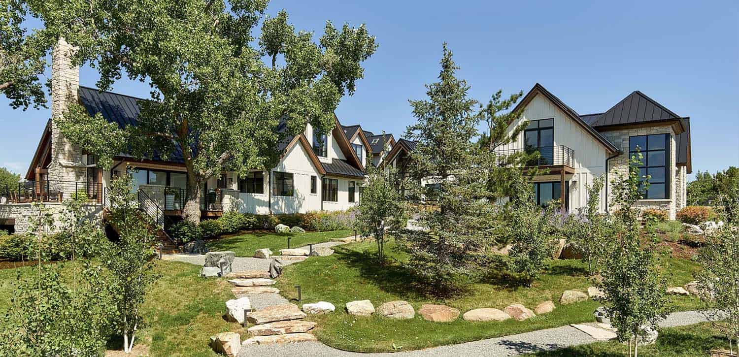 modern-farmhouse-exterior