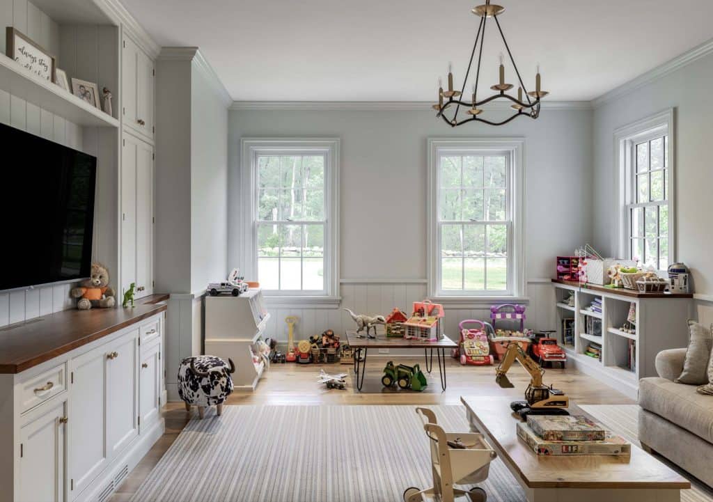 Tour this Connecticut country home with elegant and timeless interiors