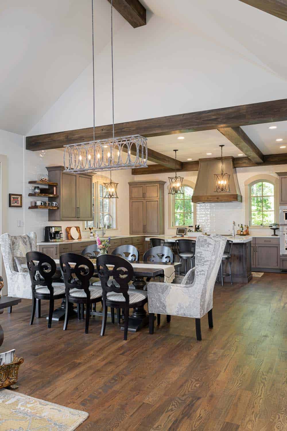 transitional-dining-room