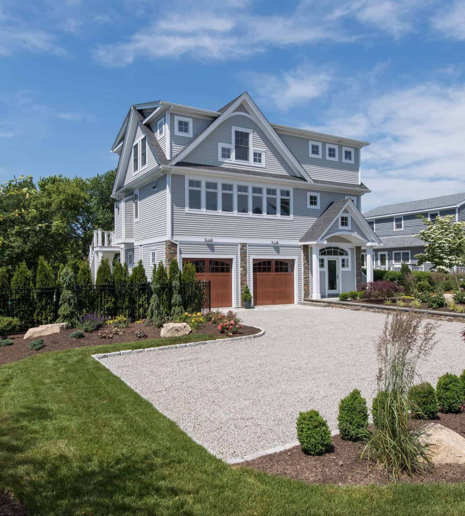 beach-house-exterior