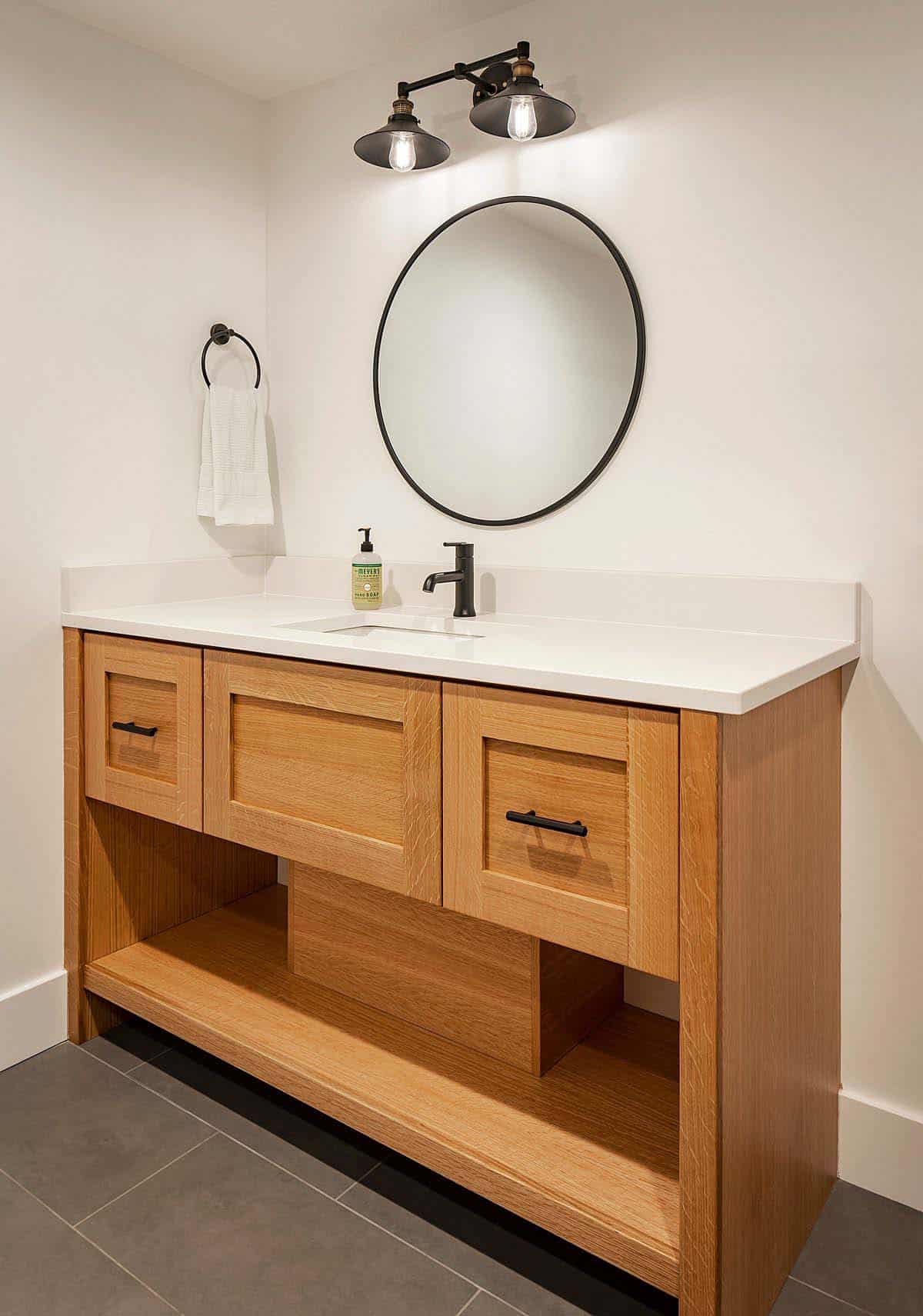 contemporary-bathroom