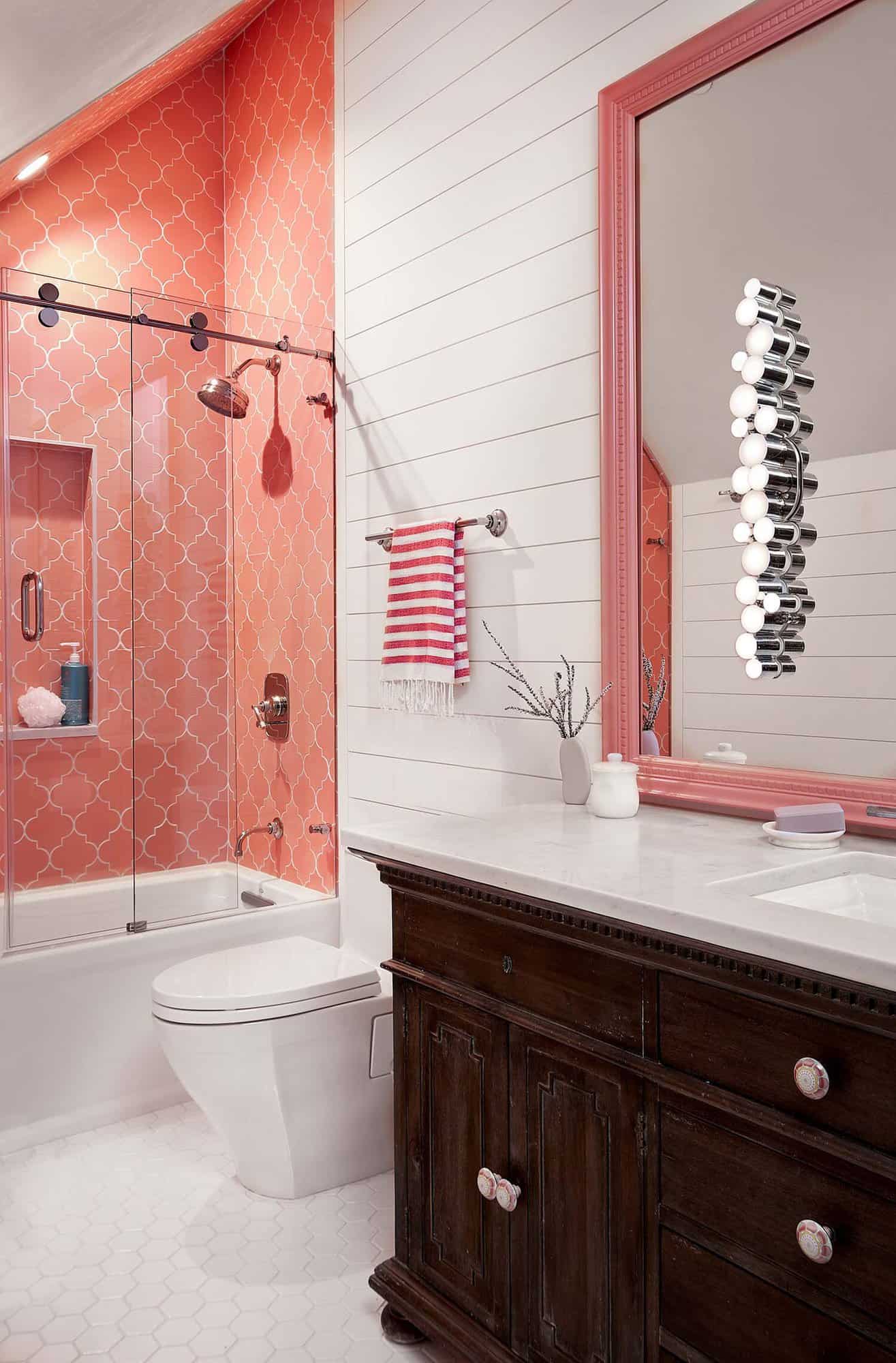 modern-farmhouse-bathroom