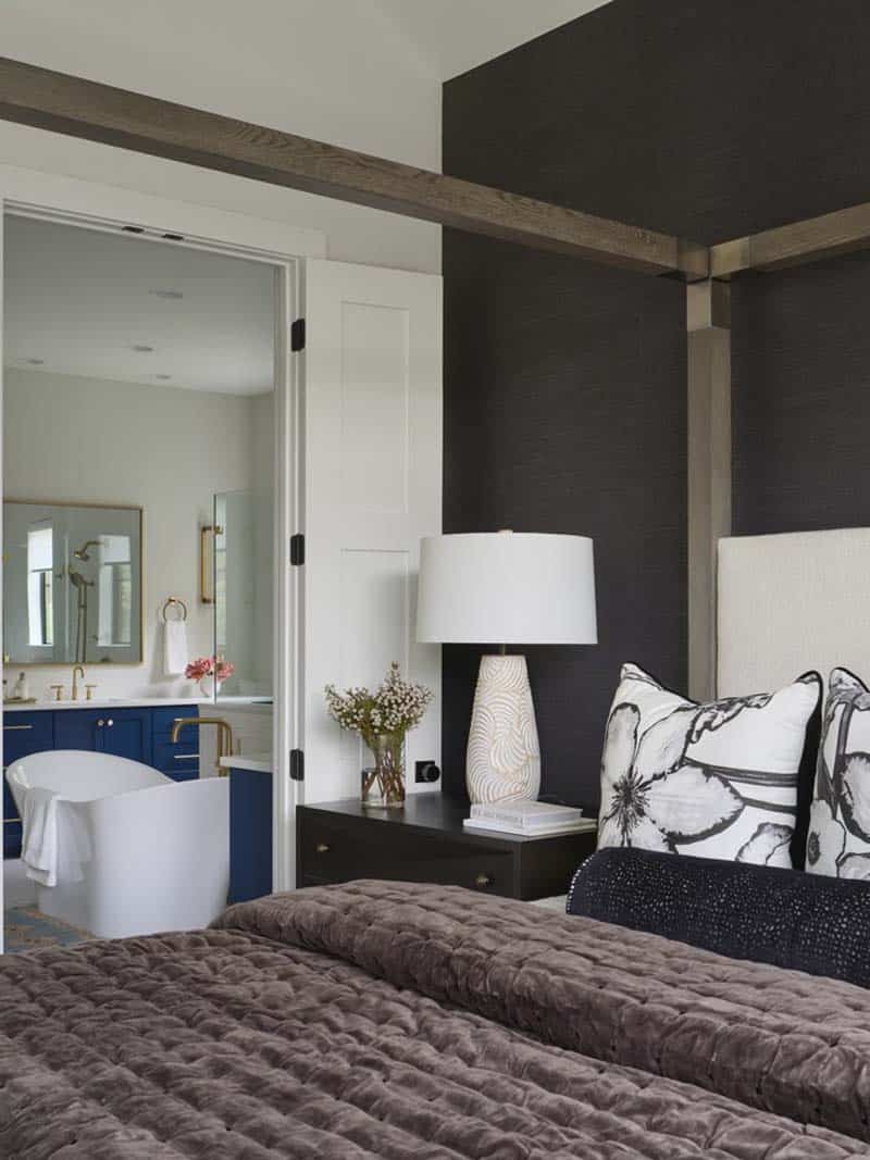 modern-farmhouse-style-bedroom