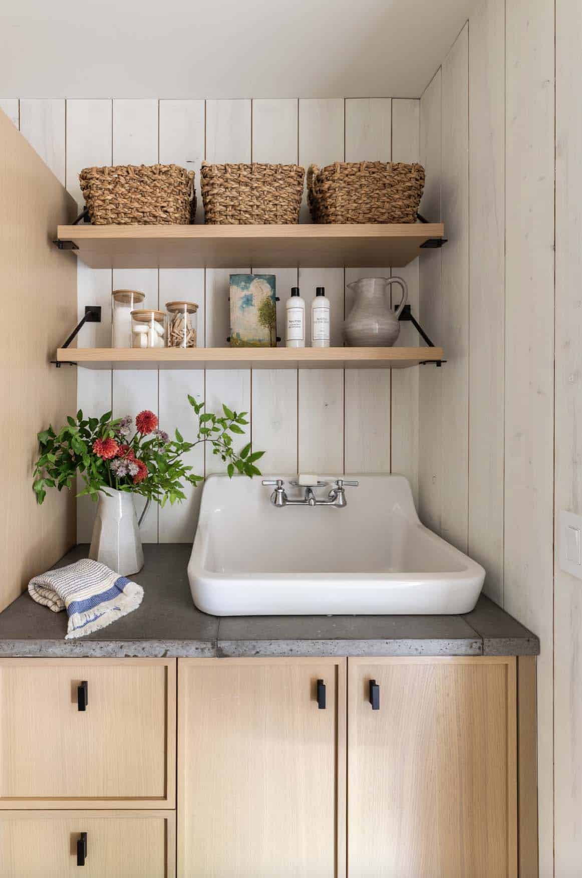 modern-rustic-laundry-room
