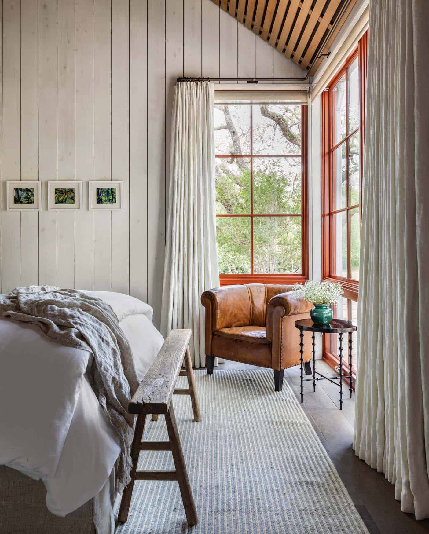 modern-rustic-bedroom