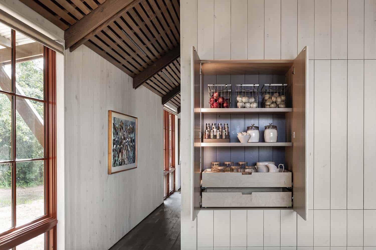 modern-rustic-kitchen-cabinet-detail