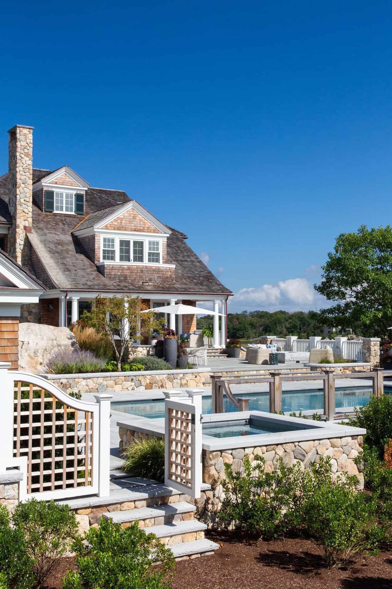 beach-style-pool