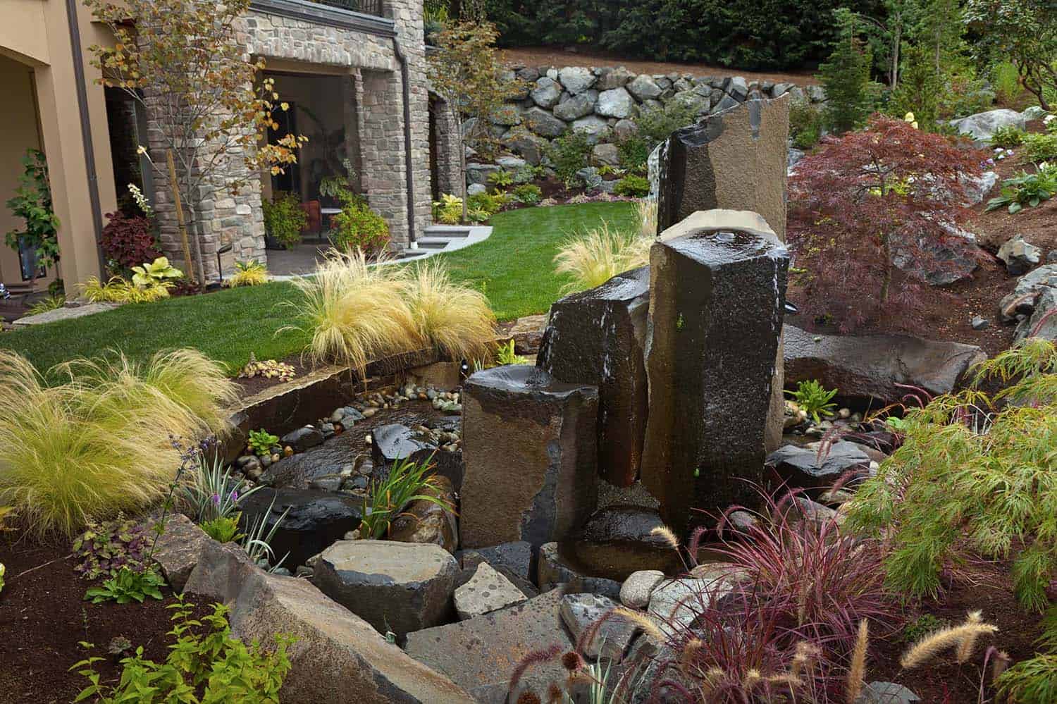 elegant-garden-water-feature