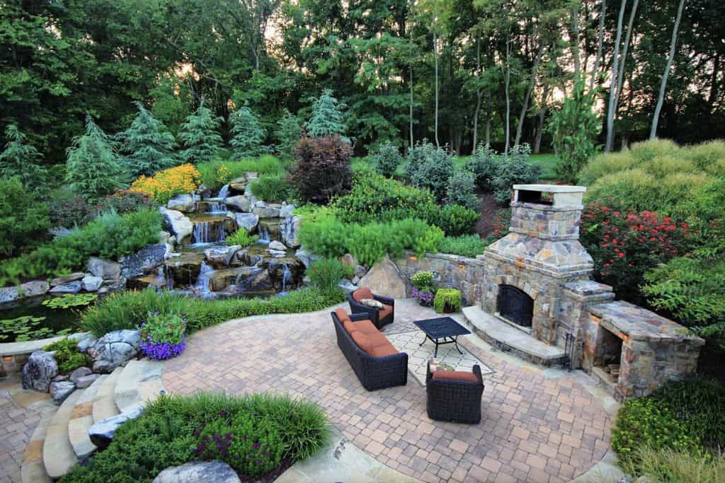 26 Awesome Backyard Landscaping Ideas To Transform Your Space