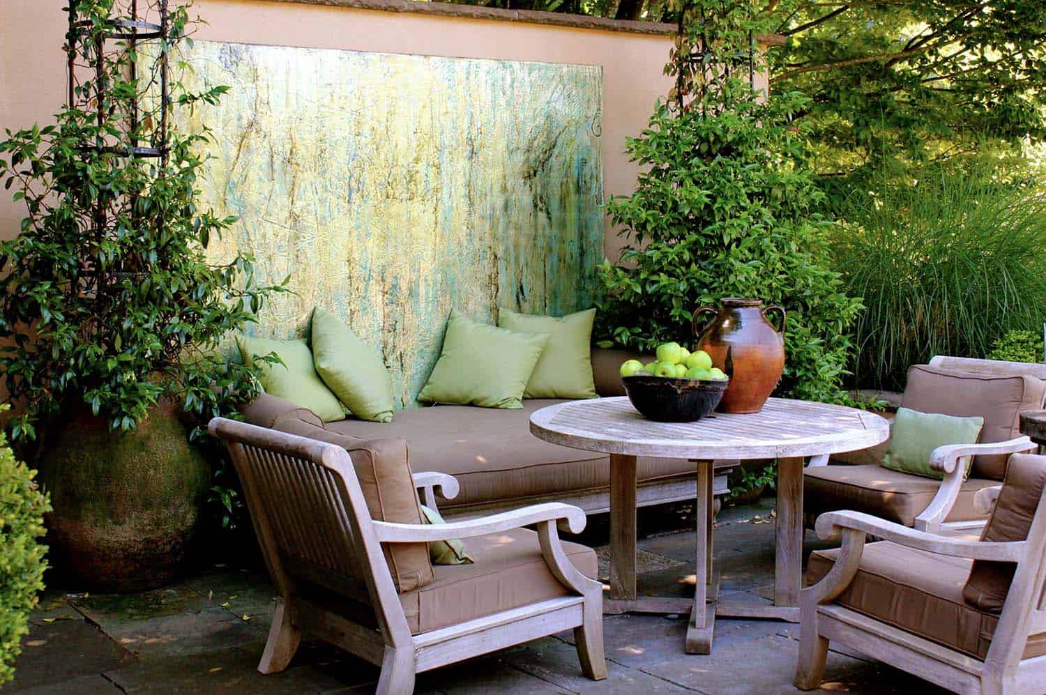 outdoor-patio-with-colorful-artwork