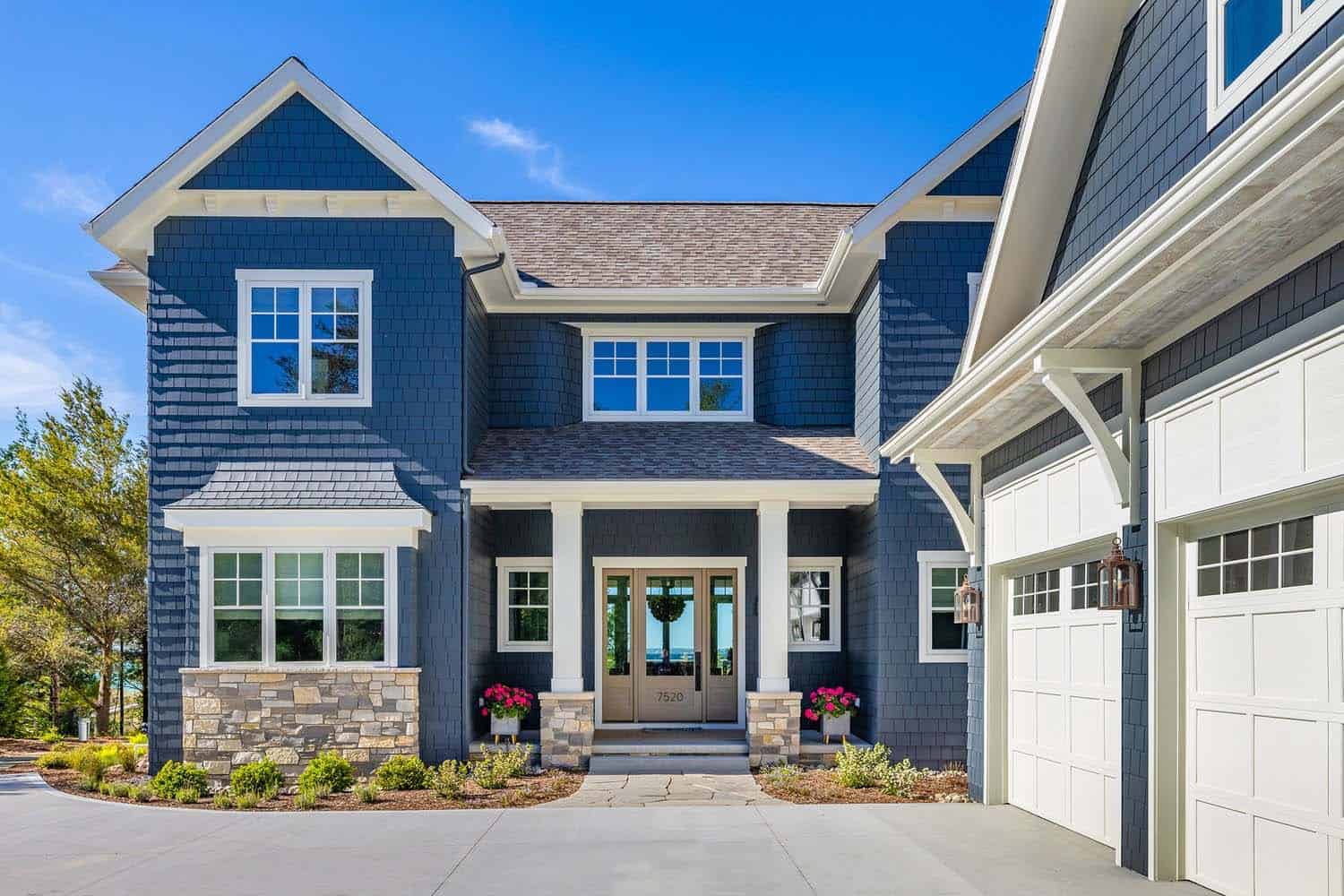beach-house-retreat-exterior