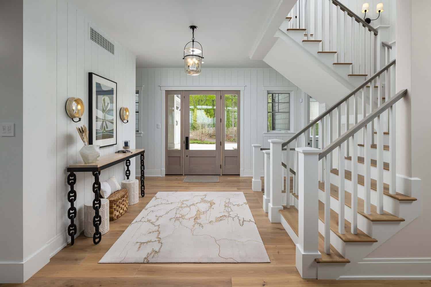 beach-house-retreat-entry