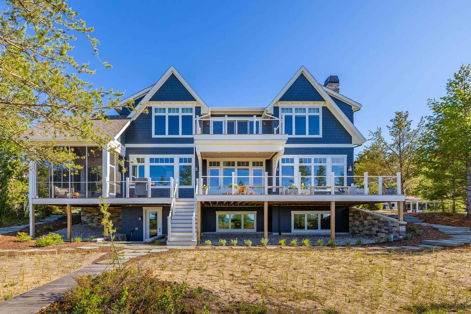 beach-style-retreat-exterior-backyard