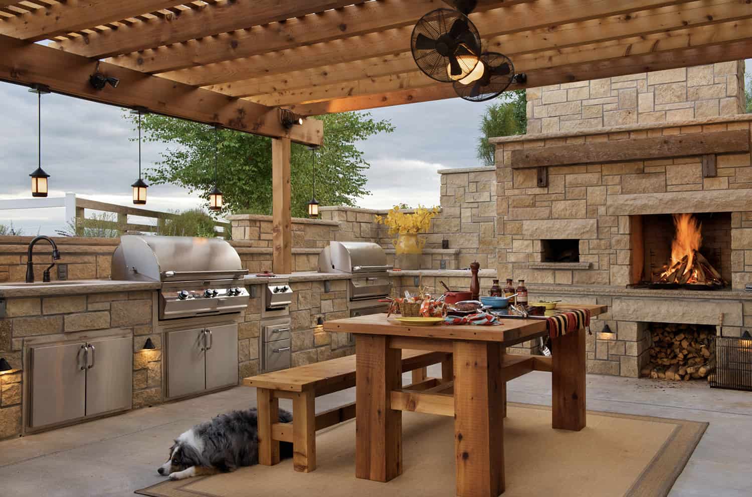 27 Best Outdoor Kitchen Ideas For The Ultimate Backyard Oasis