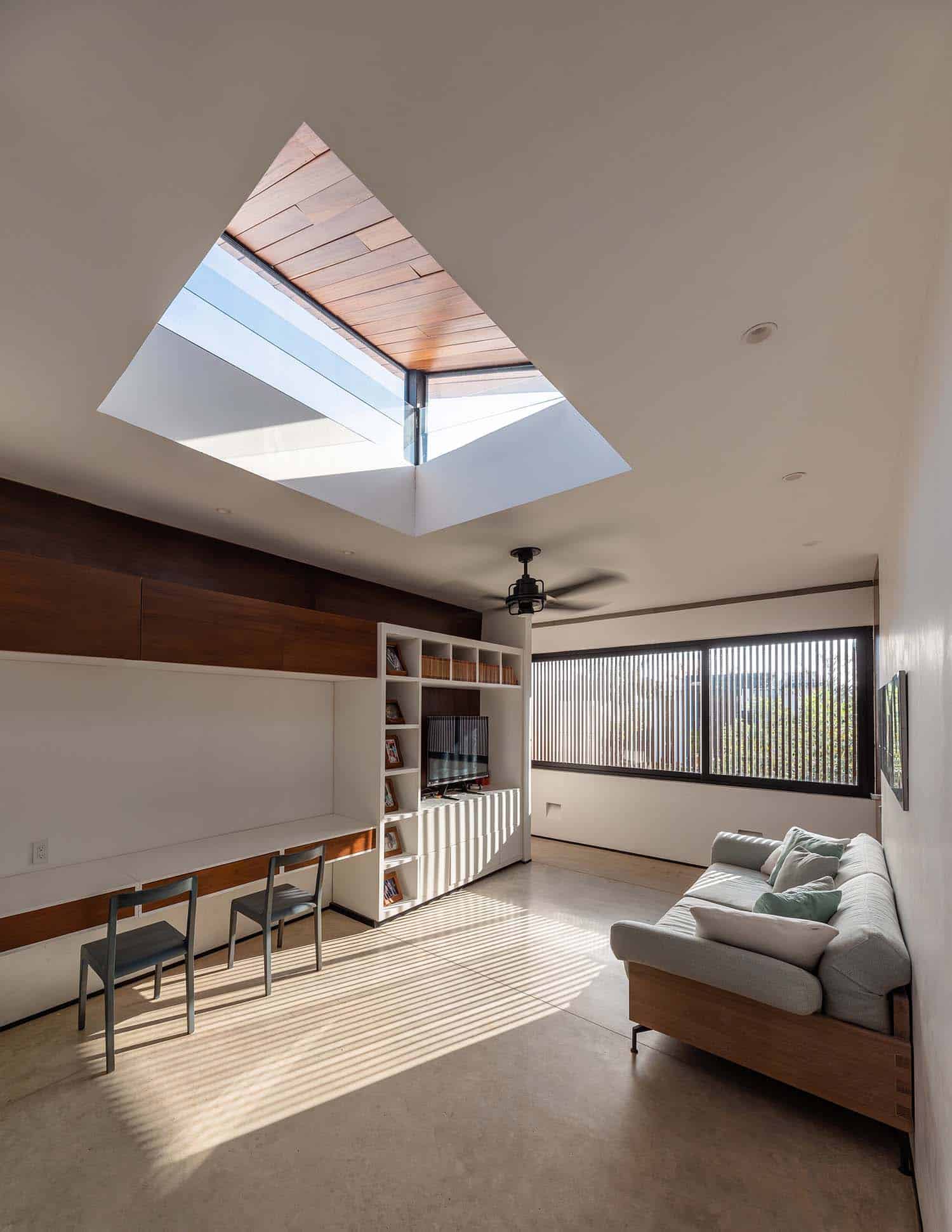minimalist-living-room