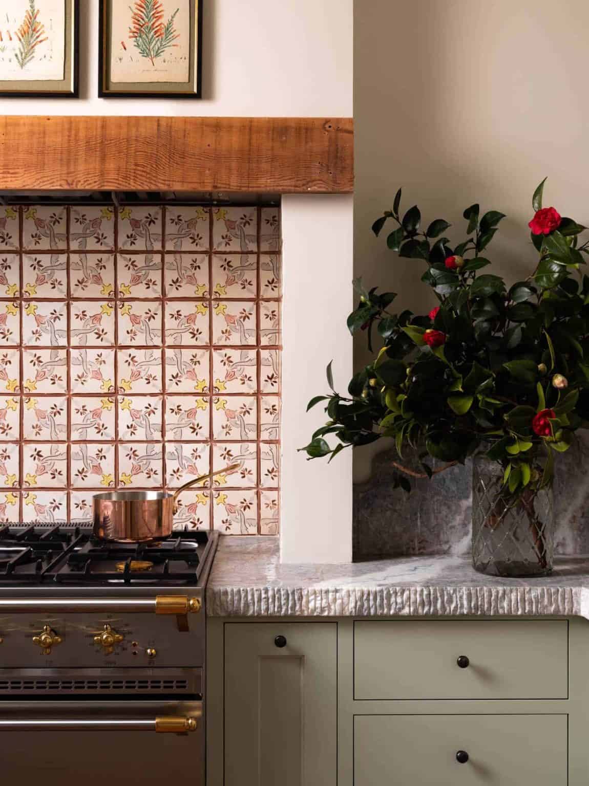 Inside a cozy Pied-à-Terre in San Francisco with lovely timeless details