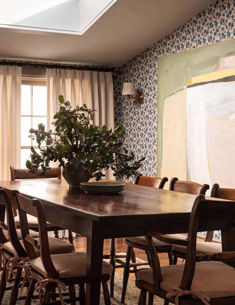 Inside a cozy Pied-à-Terre in San Francisco with lovely timeless details