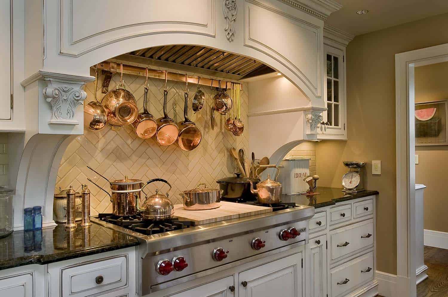 traditional kitchen range wall