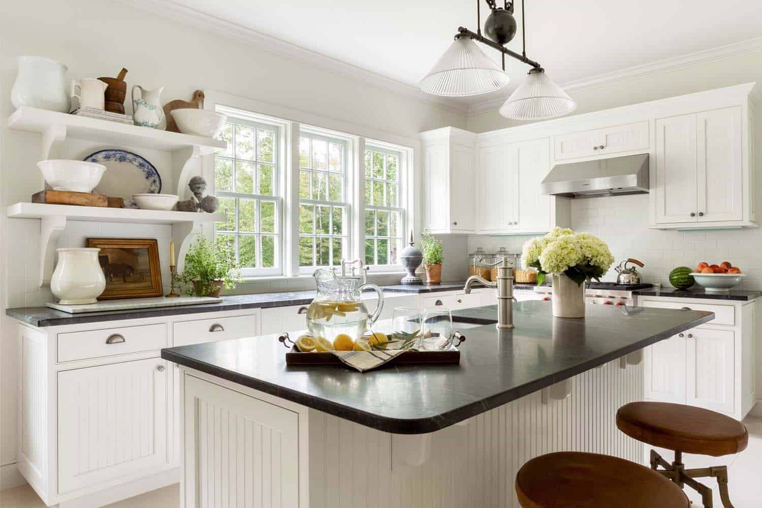 modern farmhouse kitchen