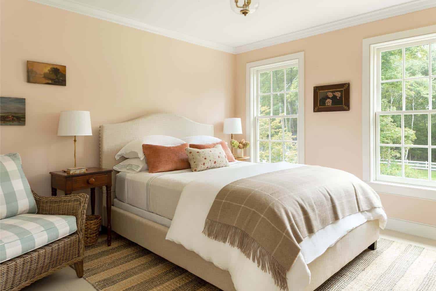 modern farmhouse bedroom