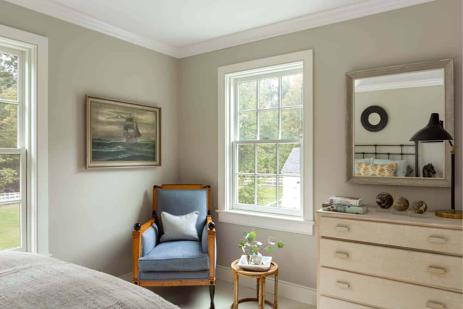 modern farmhouse bedroom