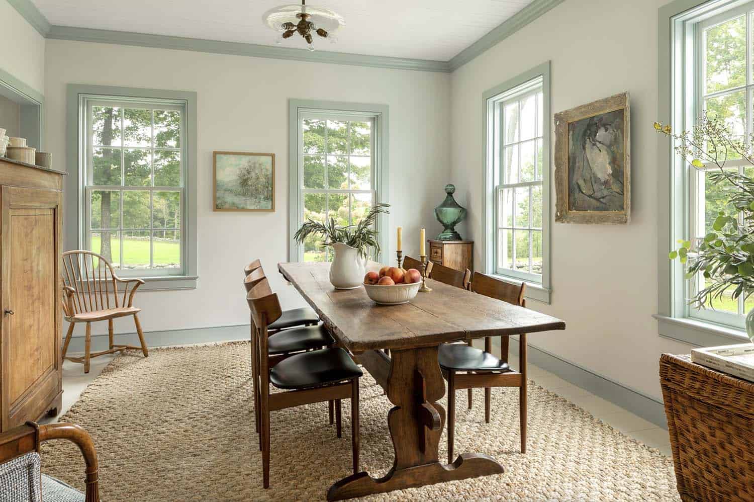 modern farmhouse dining room