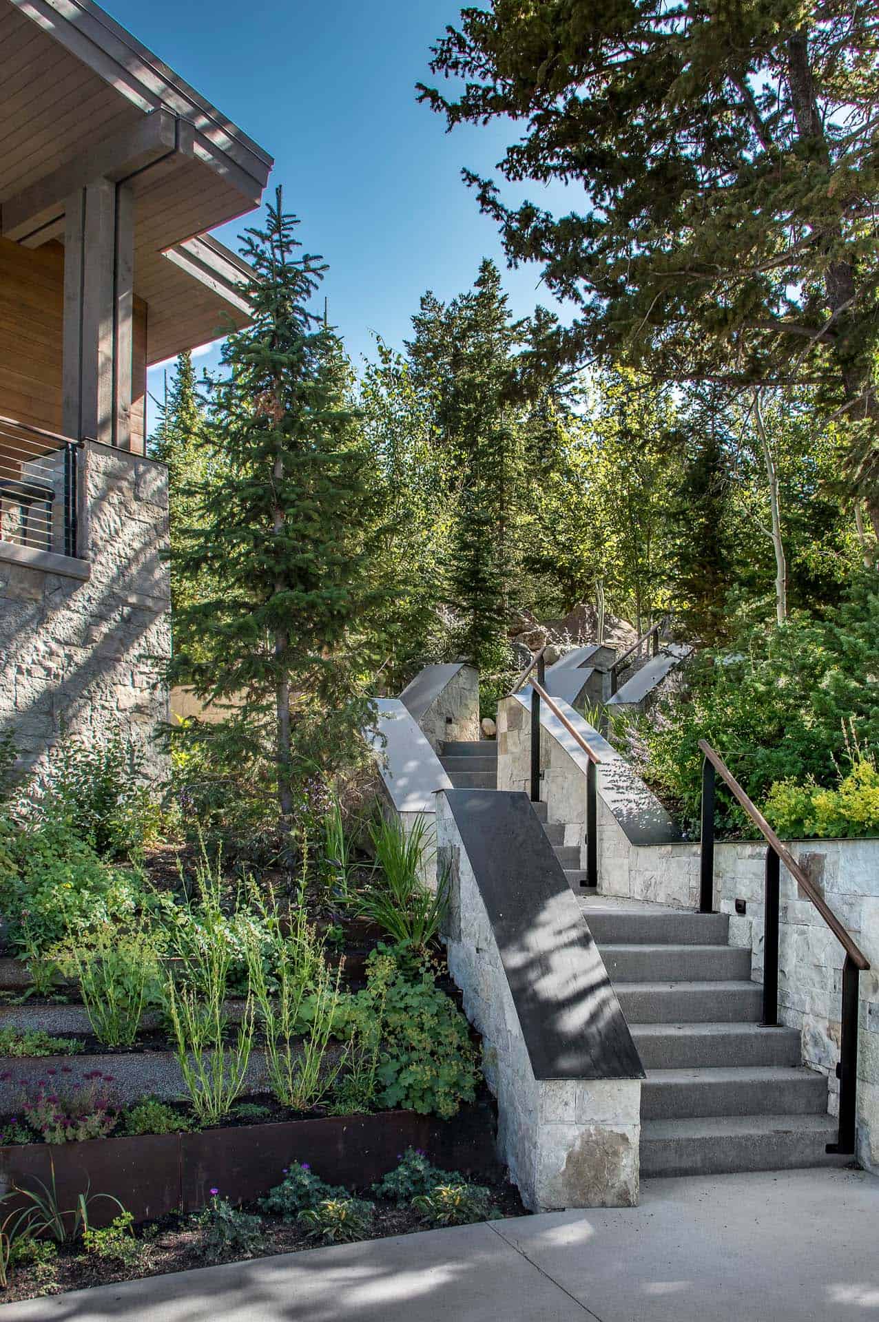 mountain home exterior staircase