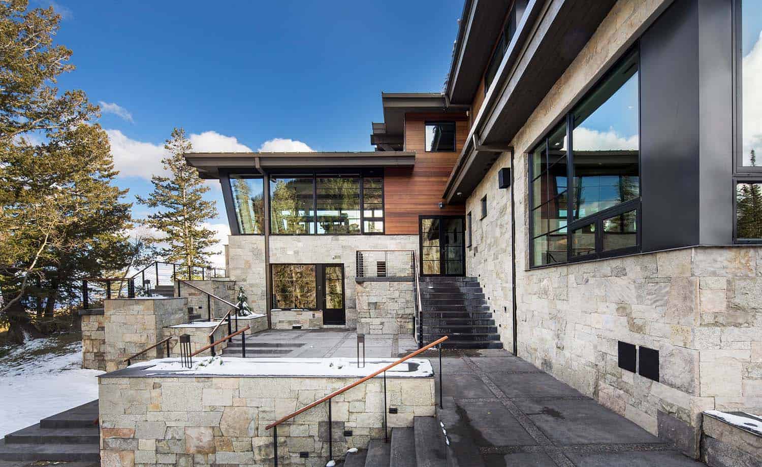 mountain home exterior backyard view