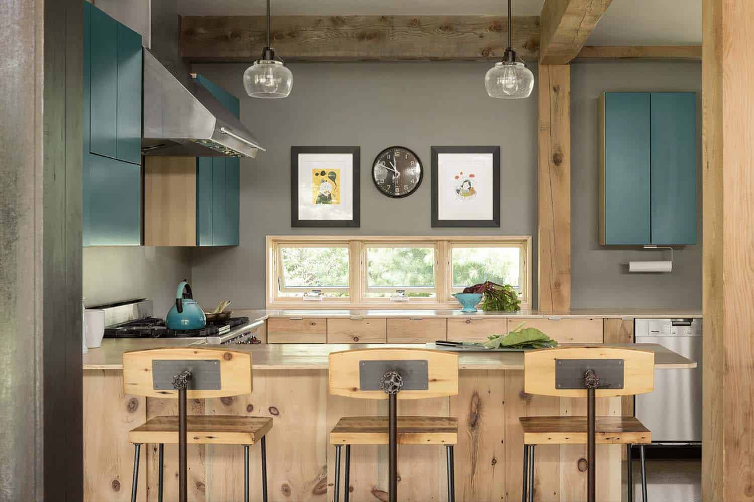 farmhouse kitchen