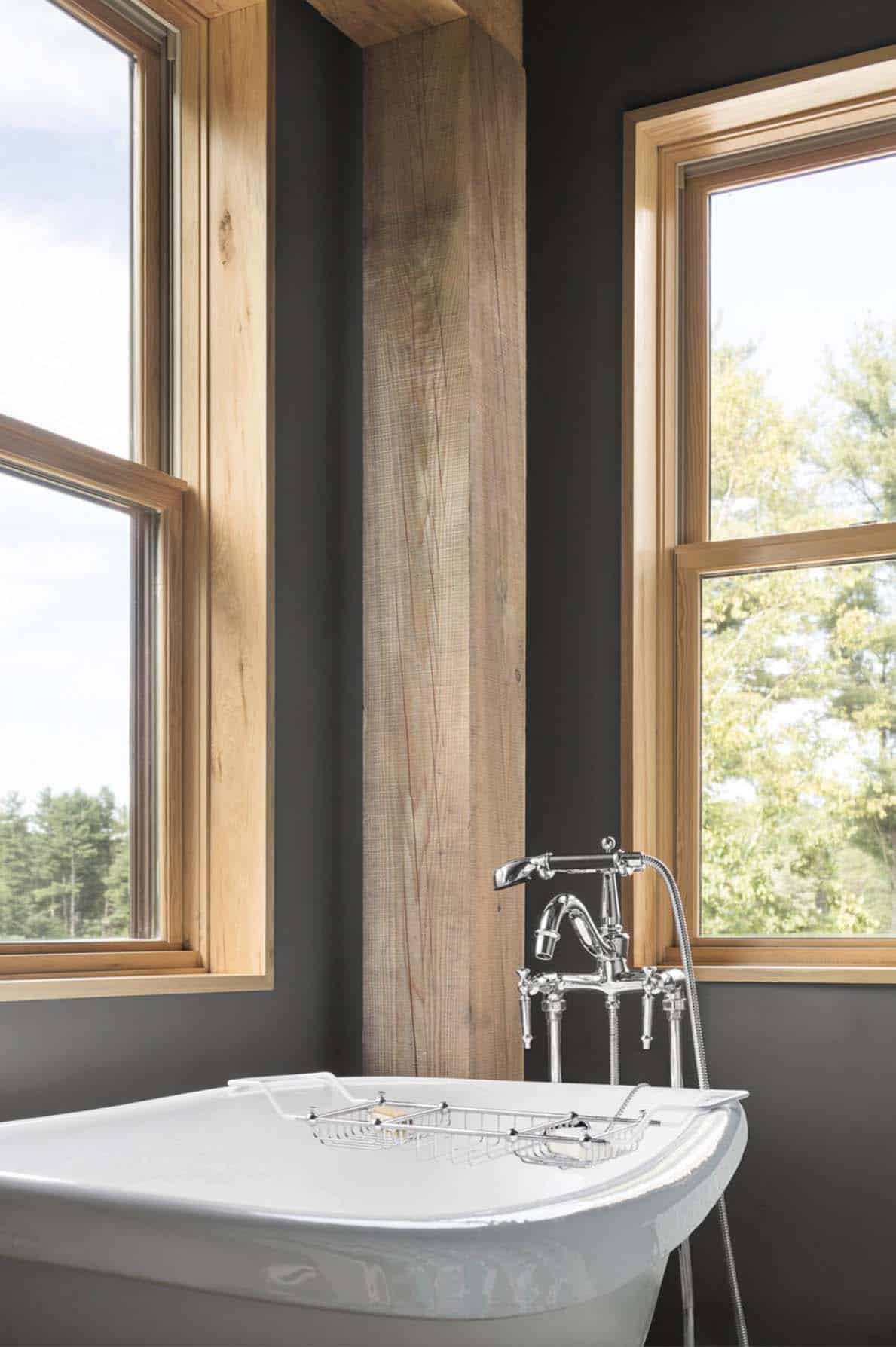 farmhouse bathroom