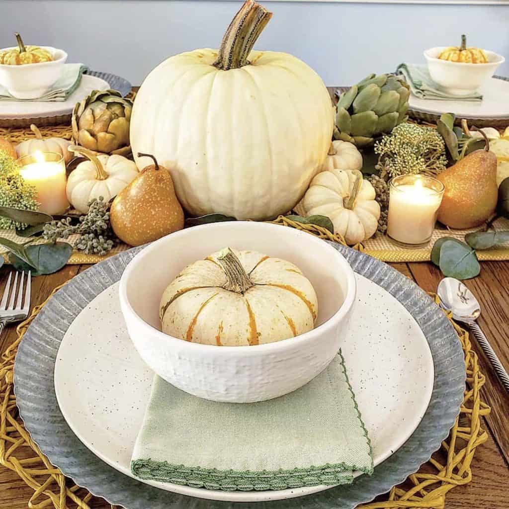 22 Astonishing Fall Table Decor Ideas To Celebrate The Season