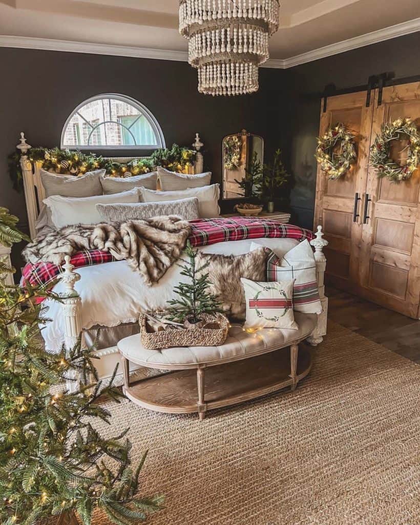 21 Most Beautiful Christmas Bedroom Decorating Ideas For Cozy Warmth