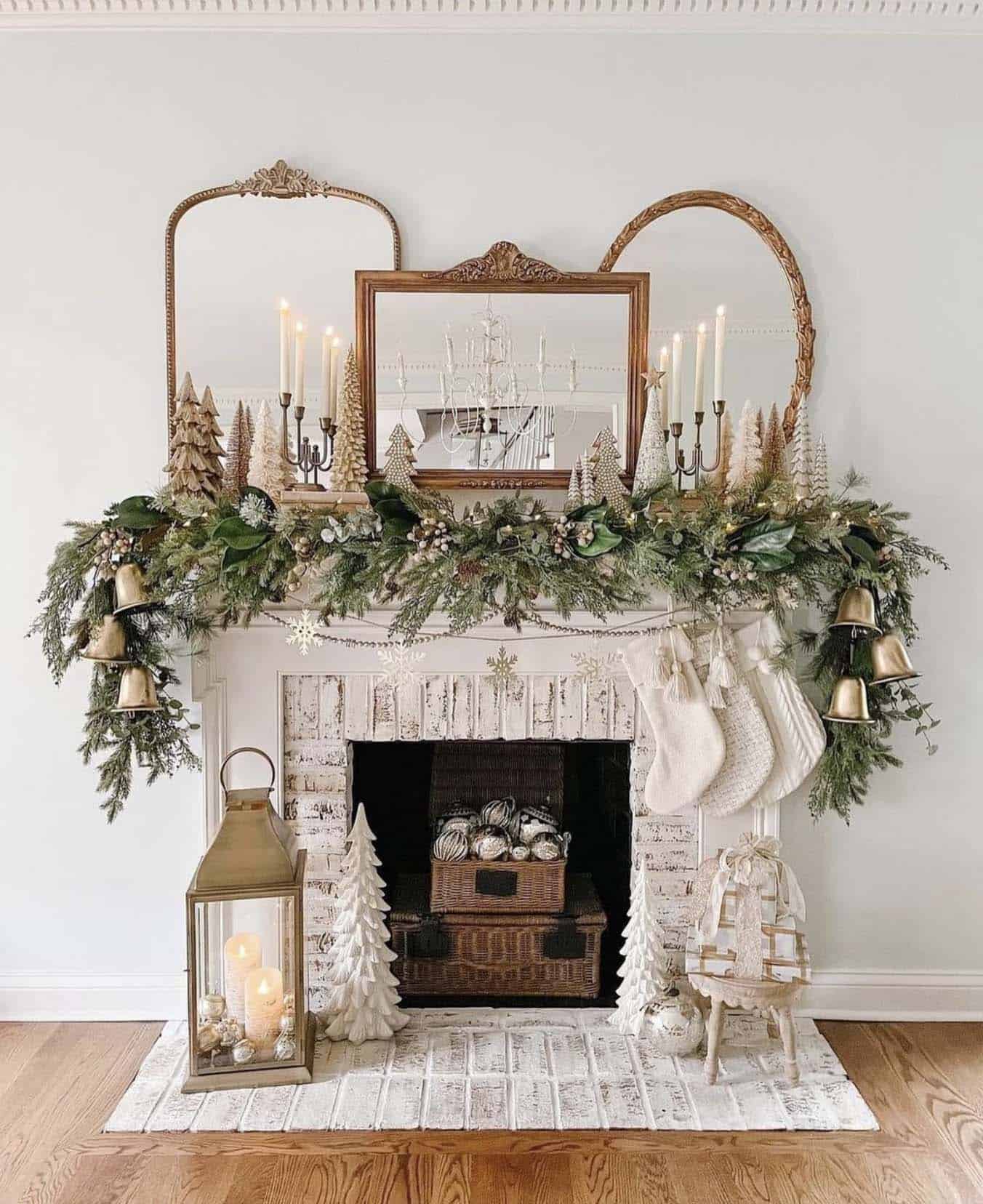 christmas decorated fireplace mantel