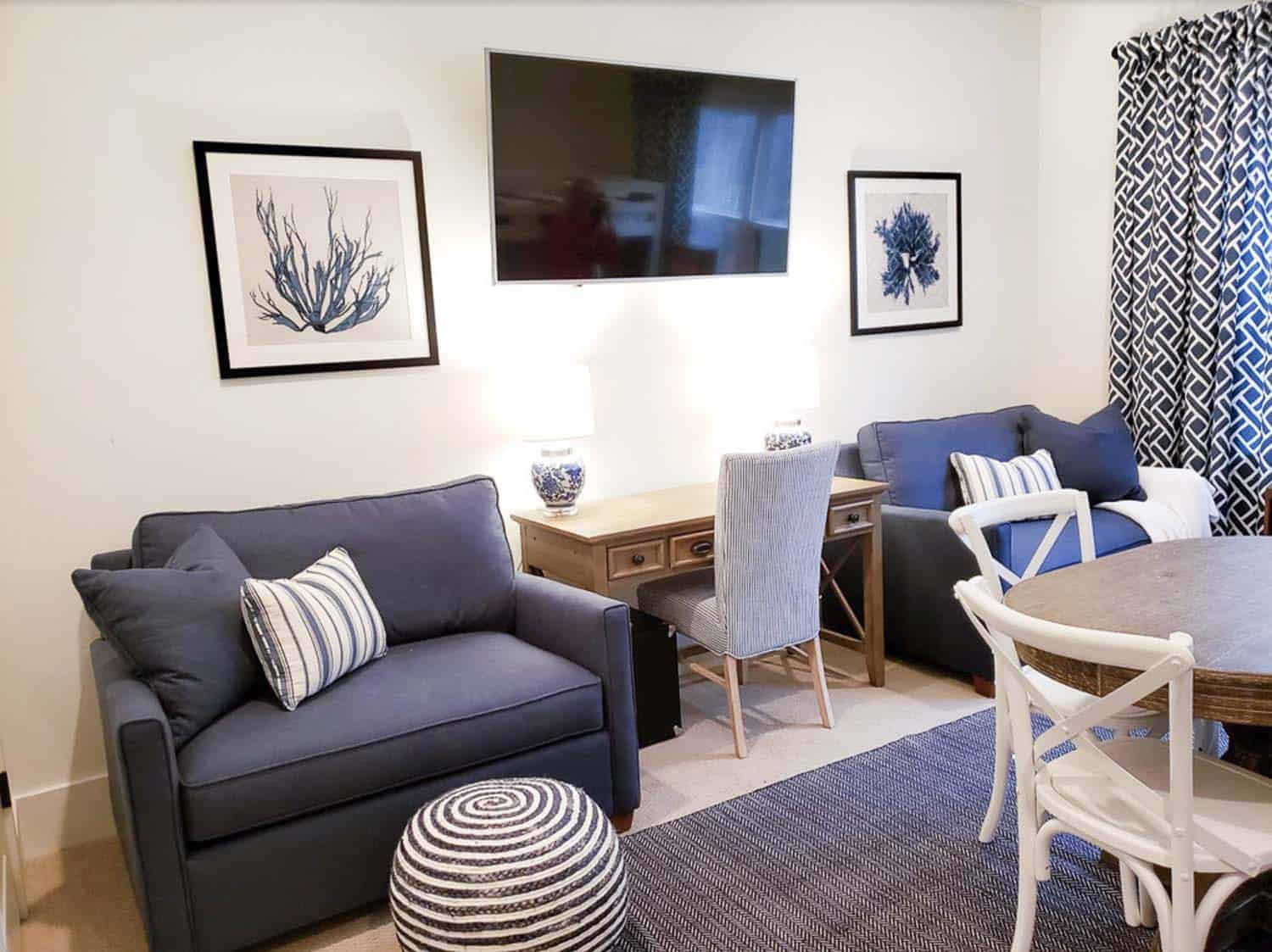 beach style kids playroom