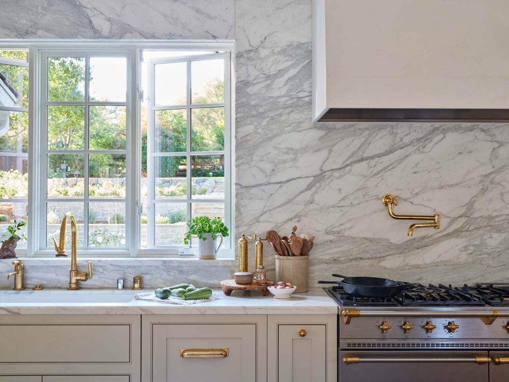 Traditional meets transitional in a beautifully renovated California ...