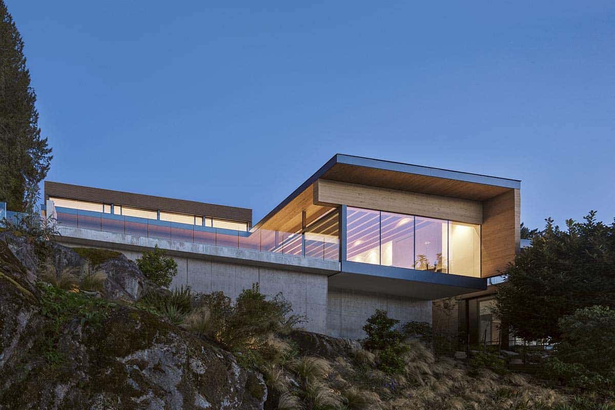 minimalist home exterior at dusk